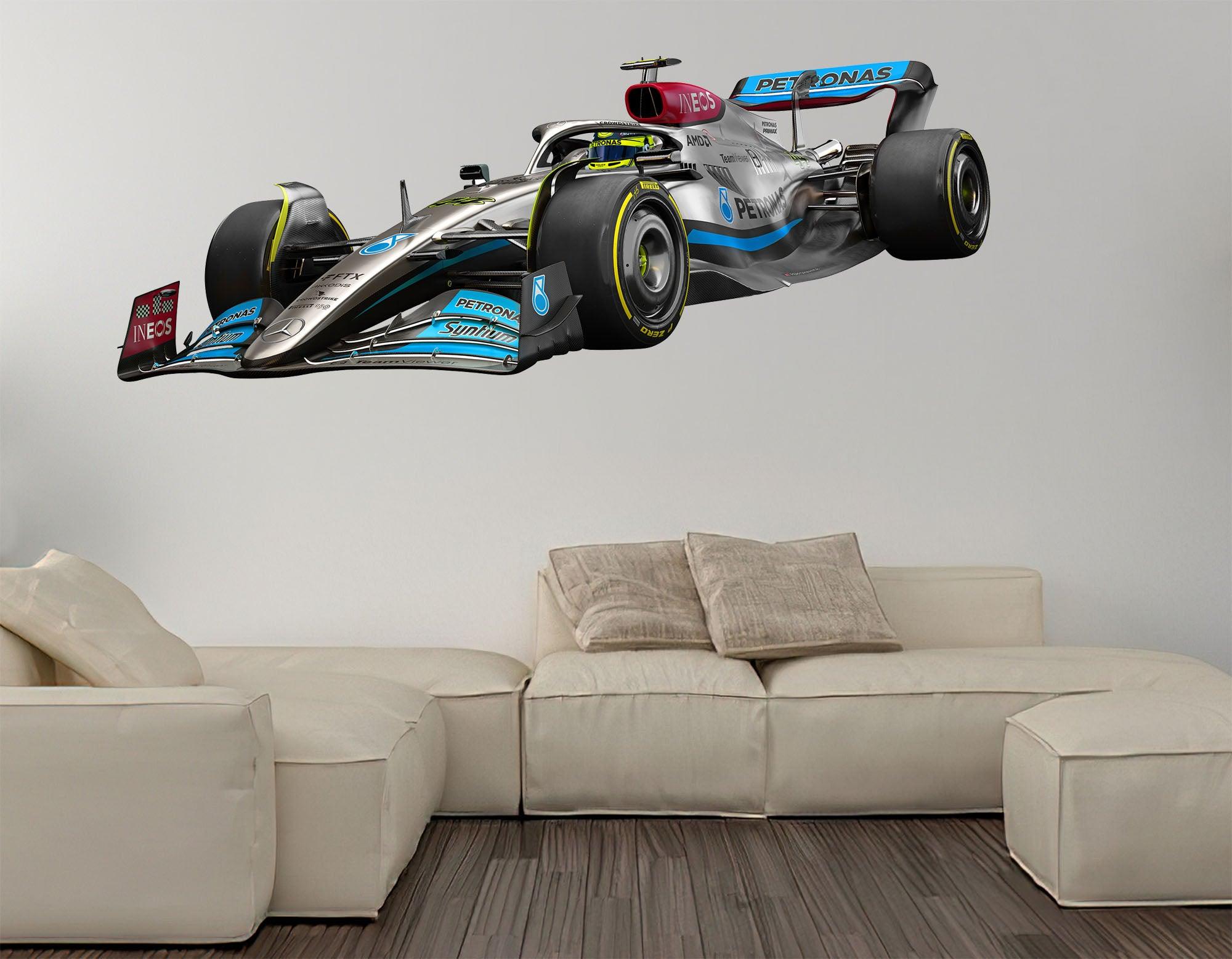 FORMULA 1 F1 Driver Lewis Hamilton, Mercedes 2022 Livery W13 Side View 022